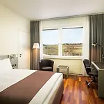 伯尔尼韦斯特赛德假日酒店 酒店 伯尔尼