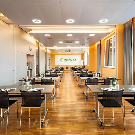 Westside By Ihg מלון 4*