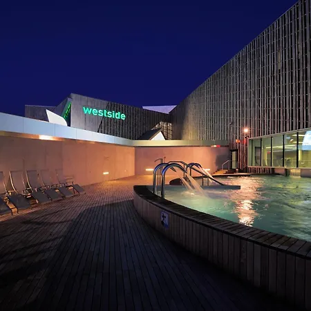 Westside By Ihg מלון 4*