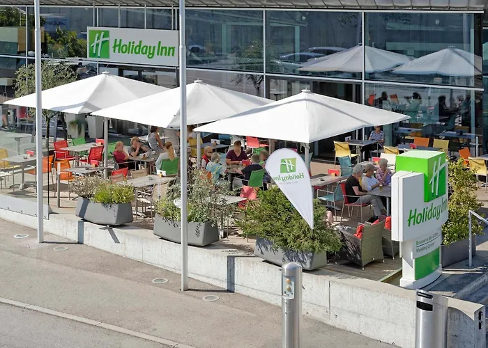 홀리데이 인 웨스트사이드 호텔 4*