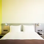 Hotel Westside By Ihg 4*