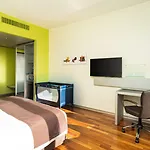 Hotel Westside By Ihg Berna