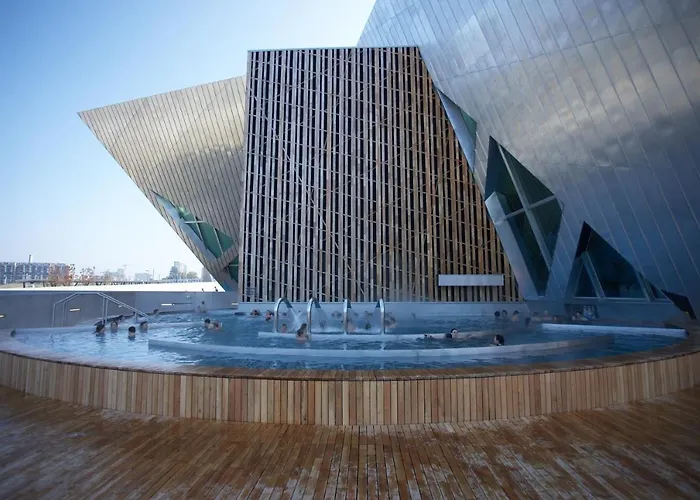 Westside By Ihg Hotel 4*